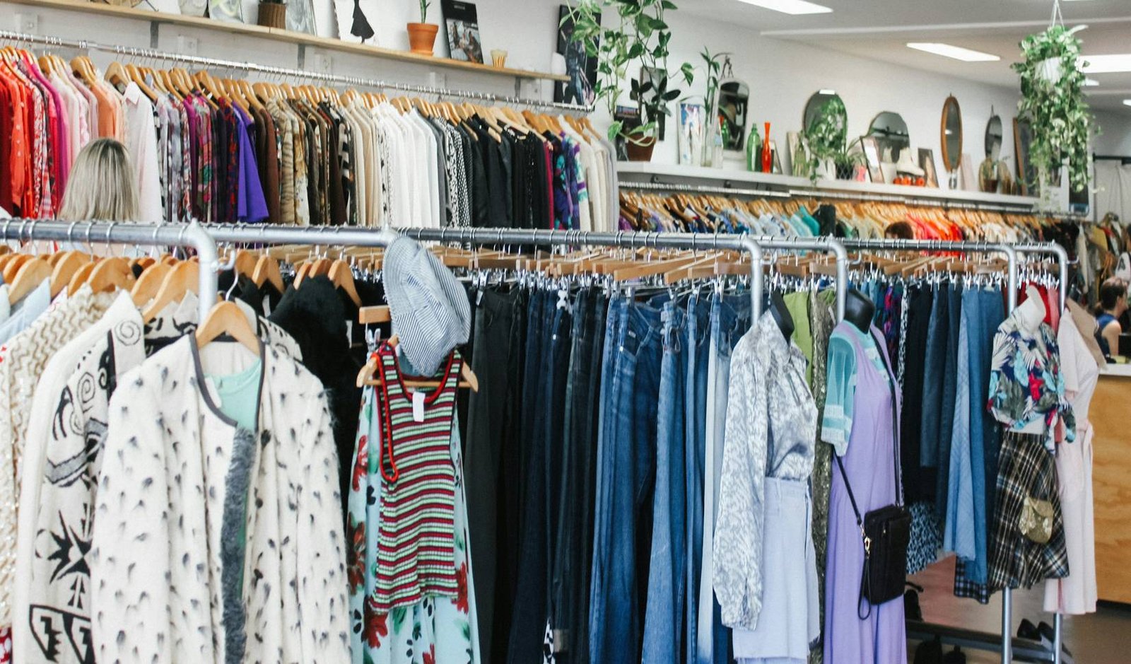 EA%20Sourcing%20International